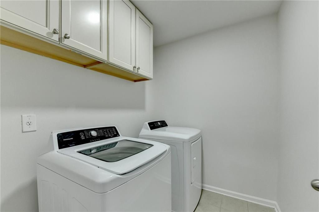 Image 63 of property listing at 2090 BECKHAM Street, Cumming, GA 30041