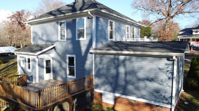 211 N Ninth Street, Mebane, NC 27302