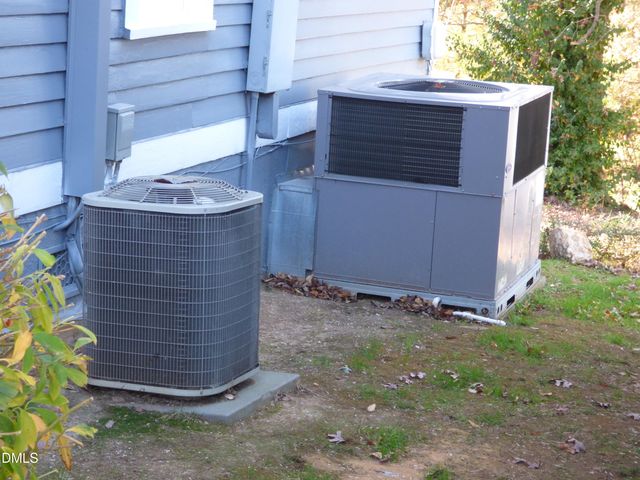 211 N Ninth Street, Mebane, NC 27302