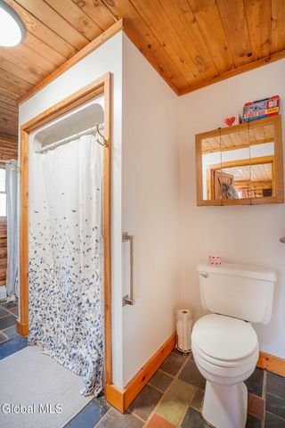 20 Kamarak Way, Granville, NY 12832