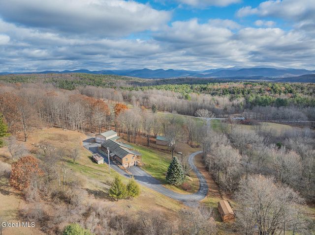 20 Kamarak Way, Granville, NY 12832