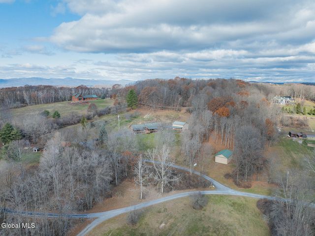 20 Kamarak Way, Granville, NY 12832