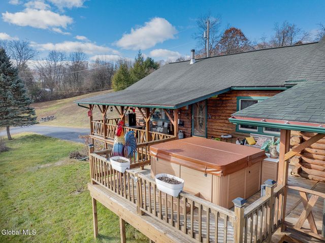 20 Kamarak Way, Granville, NY 12832