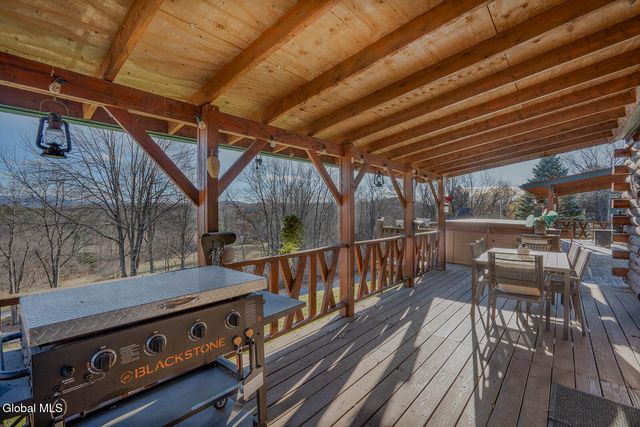 20 Kamarak Way, Granville, NY 12832