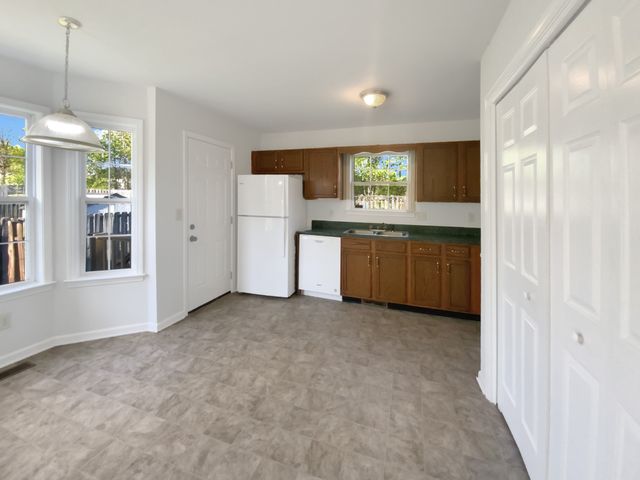394 Cranklen Cir, Clarksville, TN 37042