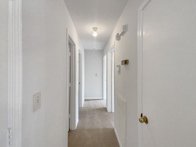 394 Cranklen Cir, Clarksville, TN 37042