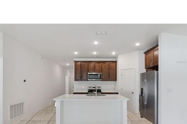 2505 BAKER AVENUE E, Haines City, FL 33844