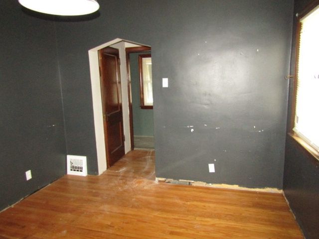 2116 Barnsdale Ave, Mckeesport, PA 15132