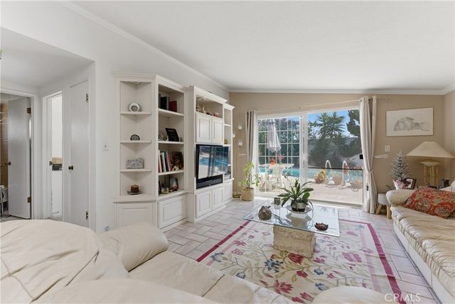 3030 SAMOA, Costa Mesa, CA 92626