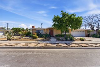 3030 SAMOA, Costa Mesa, CA 92626