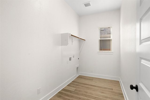 108 Slater CT, Liberty Hill, TX 78642
