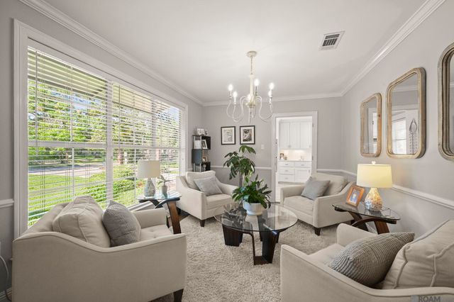 4047 Hundred Oaks Ave, Baton Rouge, LA 70808