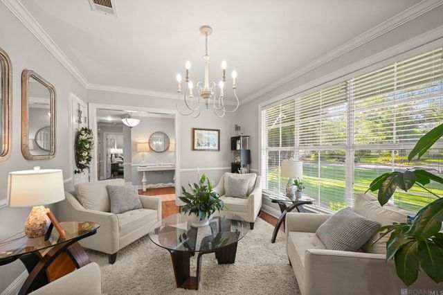 4047 Hundred Oaks Ave, Baton Rouge, LA 70808