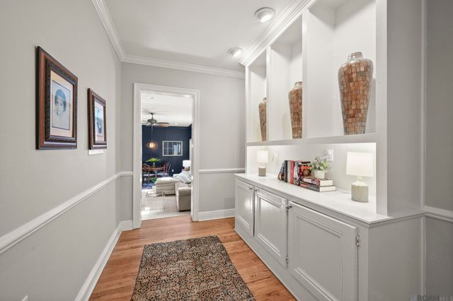 4047 Hundred Oaks Ave, Baton Rouge, LA 70808