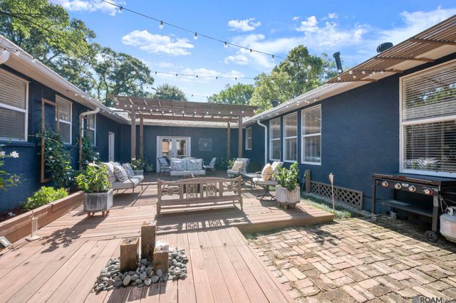 4047 Hundred Oaks Ave, Baton Rouge, LA 70808