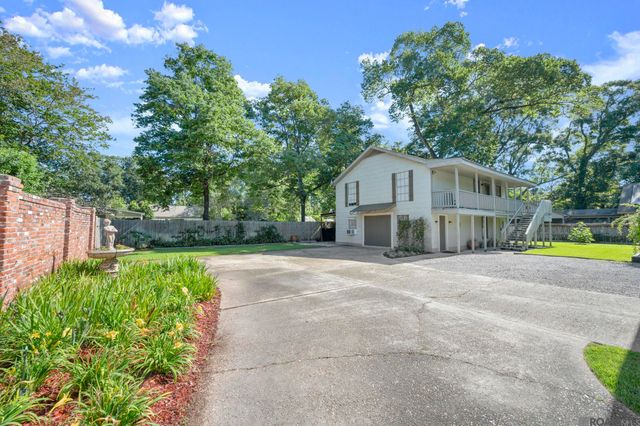 4047 Hundred Oaks Ave, Baton Rouge, LA 70808