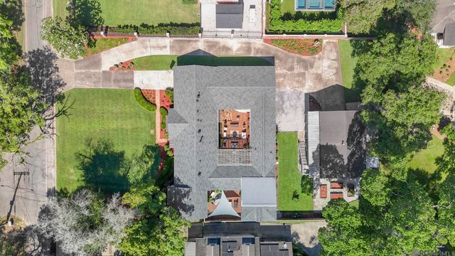 4047 Hundred Oaks Ave, Baton Rouge, LA 70808
