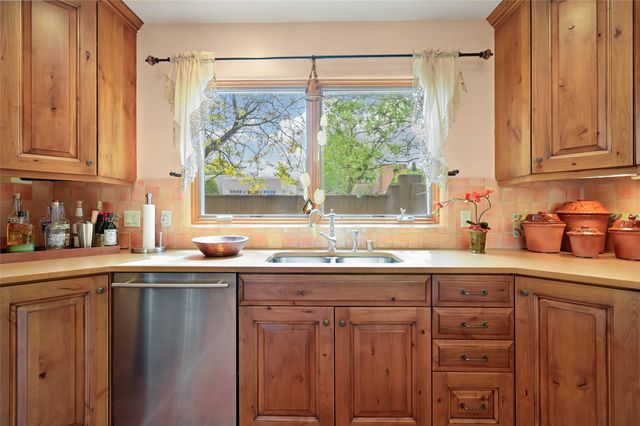 108 Monte Vista Place B, Santa Fe, NM 87501