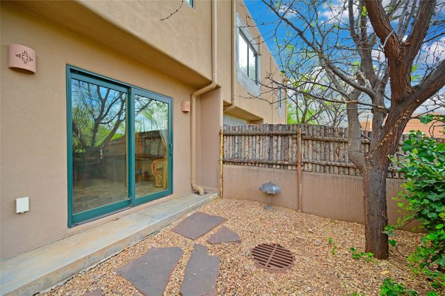 108 Monte Vista Place B, Santa Fe, NM 87501