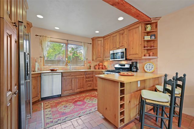 108 Monte Vista Place B, Santa Fe, NM 87501