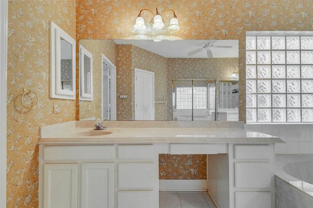 2106 Shade Crest Drive, Richmond, TX 77406