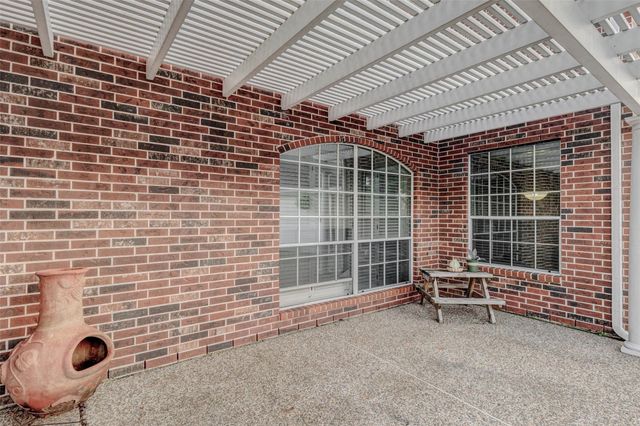 2106 Shade Crest Drive, Richmond, TX 77406