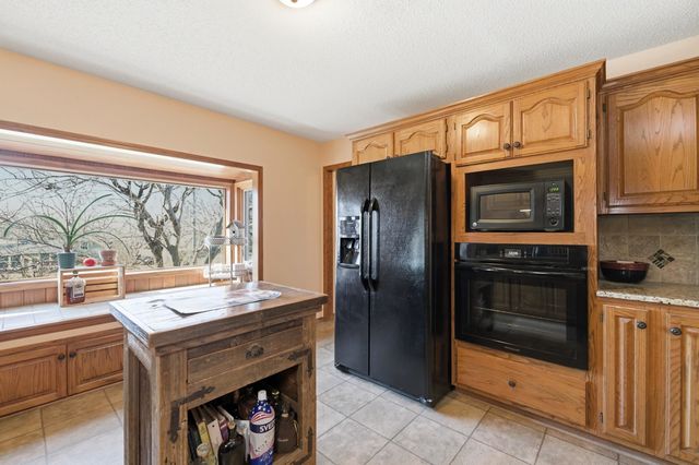 5129 N Newton Cir, Park City, KS 67219