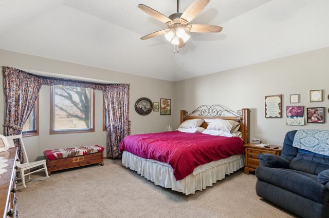 5129 N Newton Cir, Park City, KS 67219