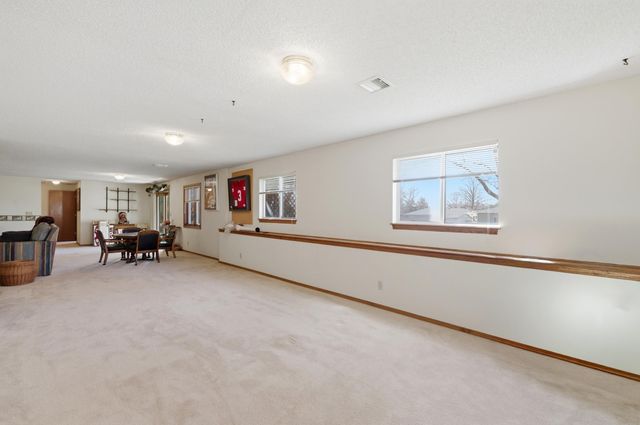 5129 N Newton Cir, Park City, KS 67219