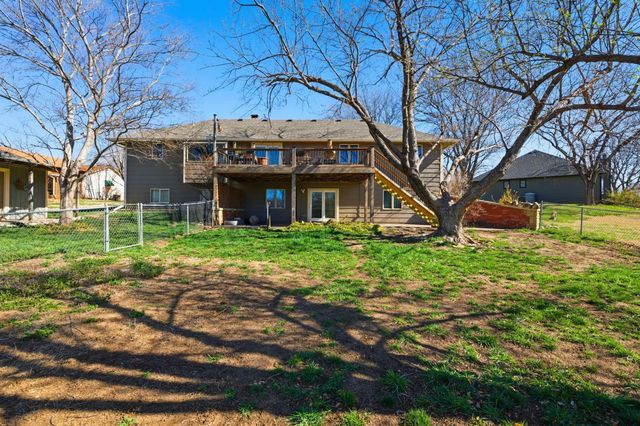 5129 N Newton Cir, Park City, KS 67219