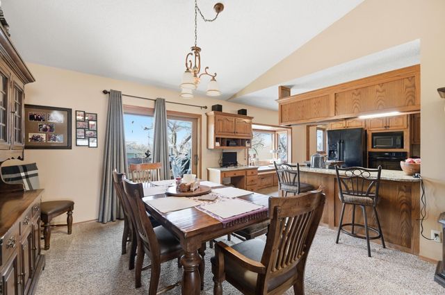 5129 N Newton Cir, Park City, KS 67219