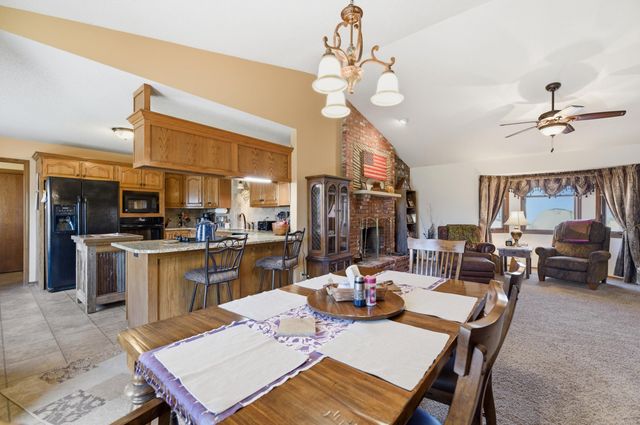 5129 N Newton Cir, Park City, KS 67219