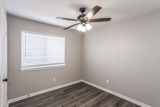10518 Southway Bend Lane, Houston, TX 77034