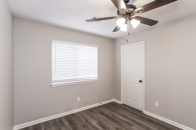 10518 Southway Bend Lane, Houston, TX 77034