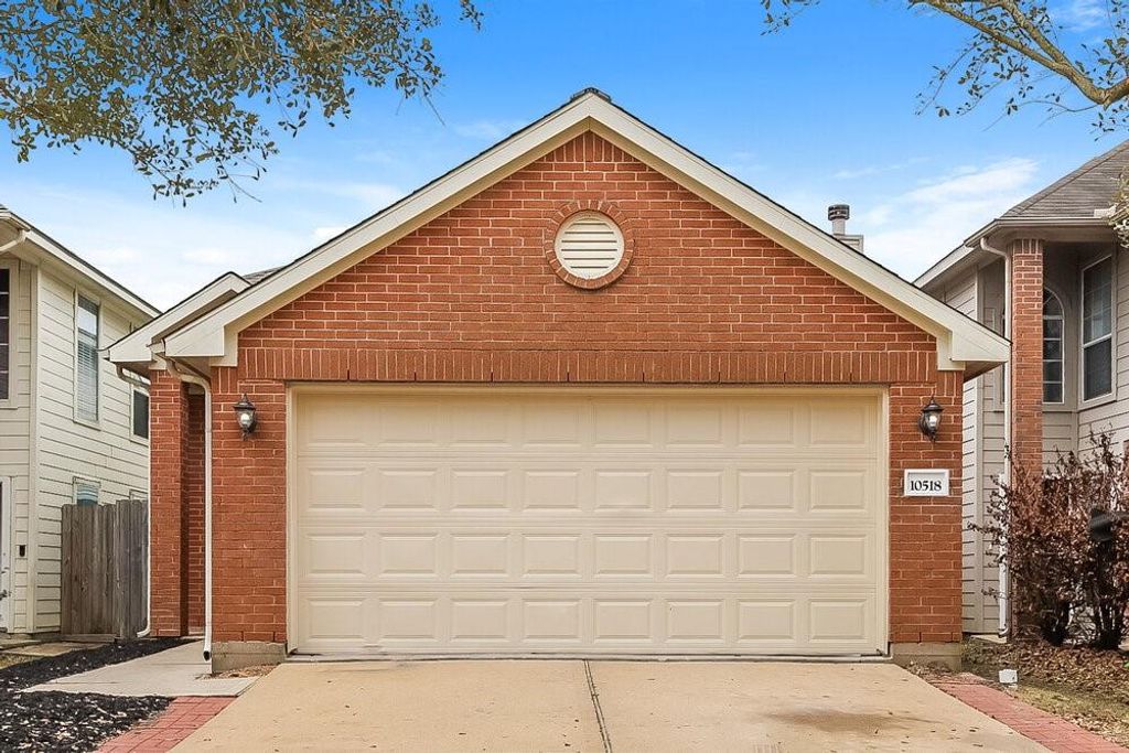10518 Southway Bend Lane, Houston, TX 77034