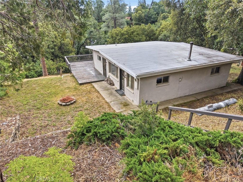 Image 32 of property listing at 35861 Highland E, Wishon, CA 93669