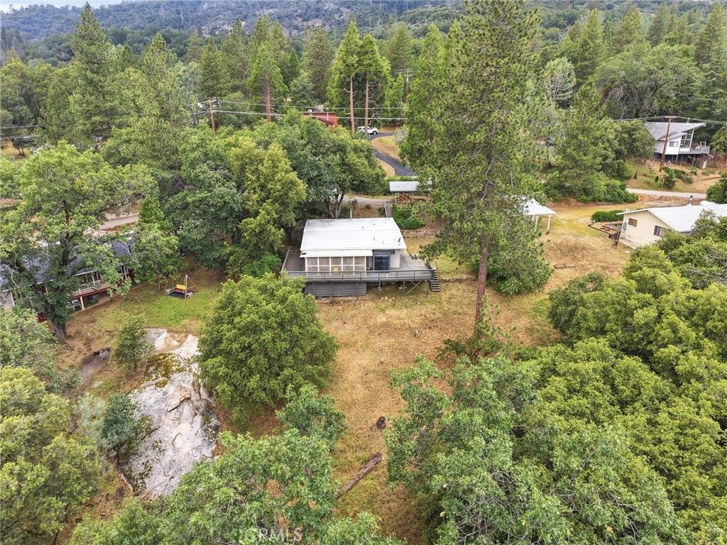 Image 39 of property listing at 35861 Highland E, Wishon, CA 93669
