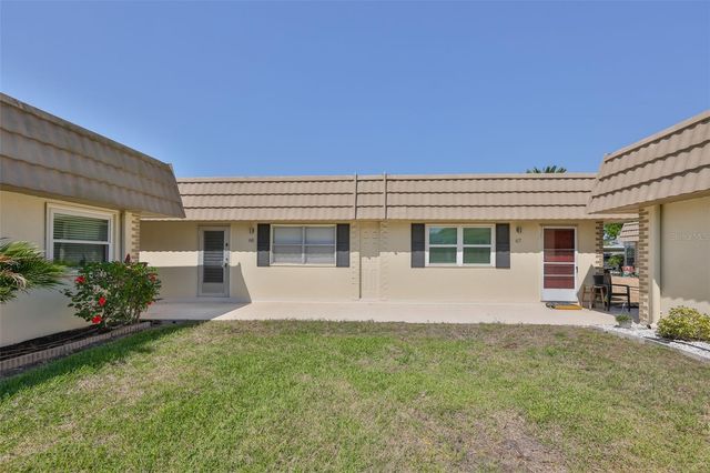 202 BEDFORD STREET 68, Sun City Center, FL 33573