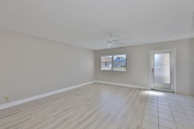 202 BEDFORD STREET 68, Sun City Center, FL 33573