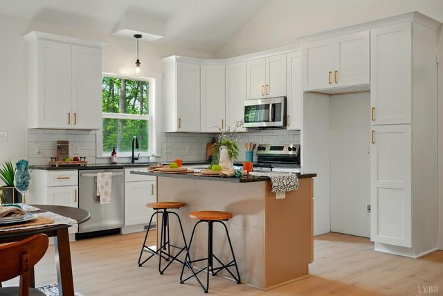 1488 Hickory Cove Lane, Moneta, VA 24121