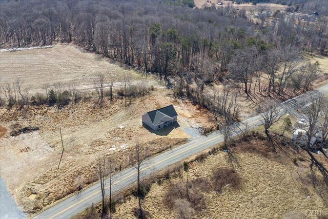 1488 Hickory Cove Lane, Moneta, VA 24121