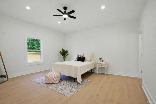 1488 Hickory Cove Lane, Moneta, VA 24121