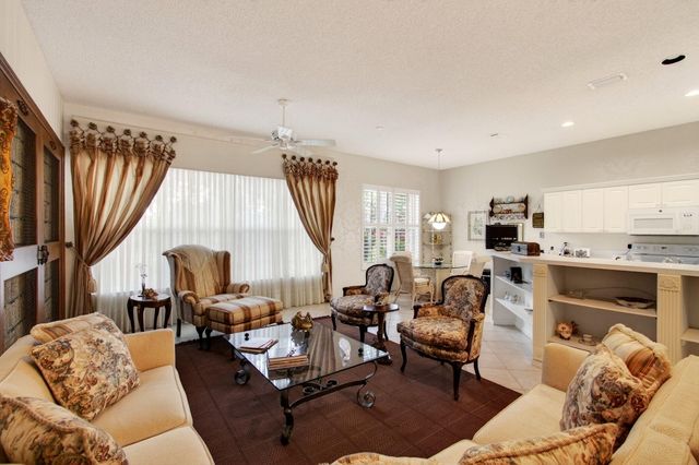 7844 Rockford Road, Boynton Beach, FL 33472