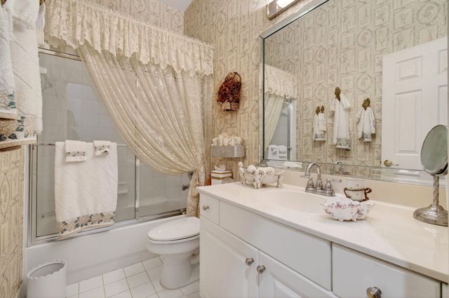 7844 Rockford Road, Boynton Beach, FL 33472