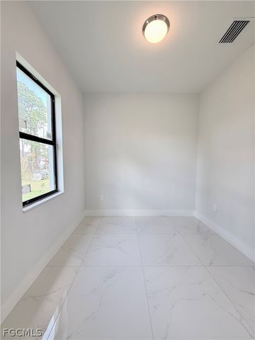 2910 19th ST SW, Lehigh Acres, FL 33976