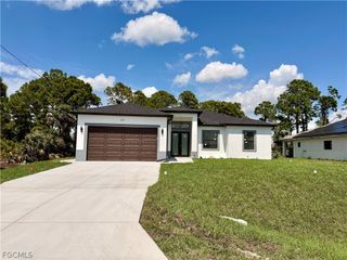 2910 19th ST SW, Lehigh Acres, FL 33976