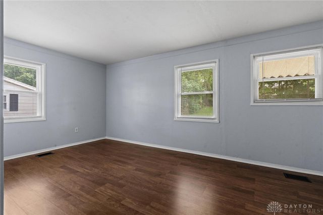 1182 Jeanette Drive, Beavercreek, OH 45432