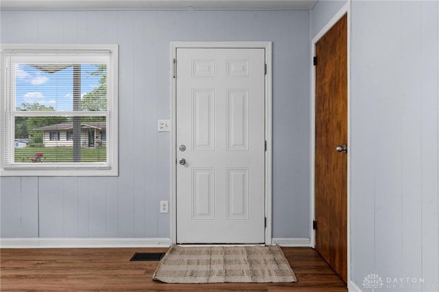1182 Jeanette Drive, Beavercreek, OH 45432