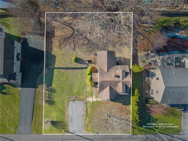 121 Gillespie Avenue, Camillus, NY 13219