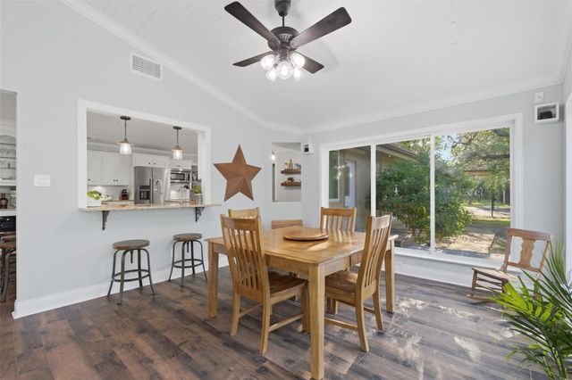 142 Woodland TRL, Leander, TX 78641